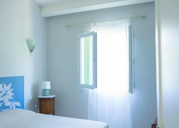 A Casa Ghjalla בית נופש Cauro